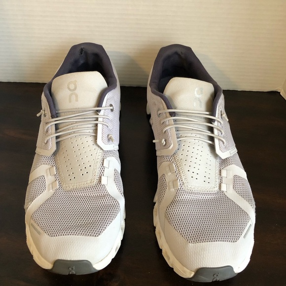 Men’s Grey and White On Running Cloud Shoes Size 11 - Picture 3 of 16